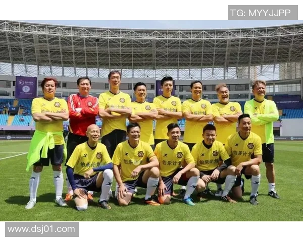 香港精英足球明星队展现青春风采助力足球事业蓬勃发展